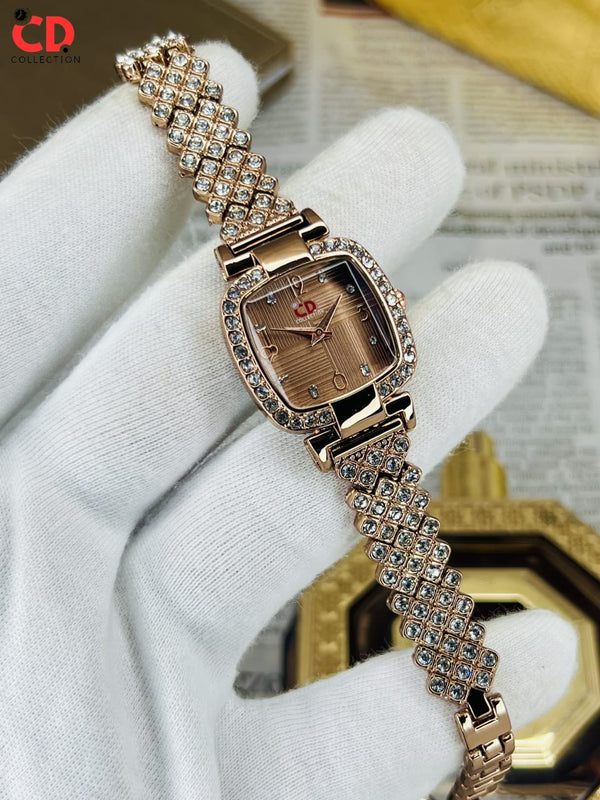 CD Collection Nugina chain watch